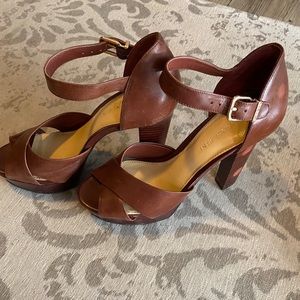Platform heel sandals